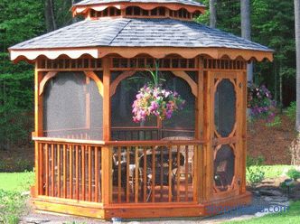 Wie man einen Pavillon aus Holz malt: Eigenschaften der Materialien und ihre Verwendung