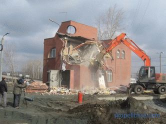 Wie Sie den Abriss von Samostroya verhindern, das Gebäude legalisieren und eine Eigentumsbescheinigung erhalten